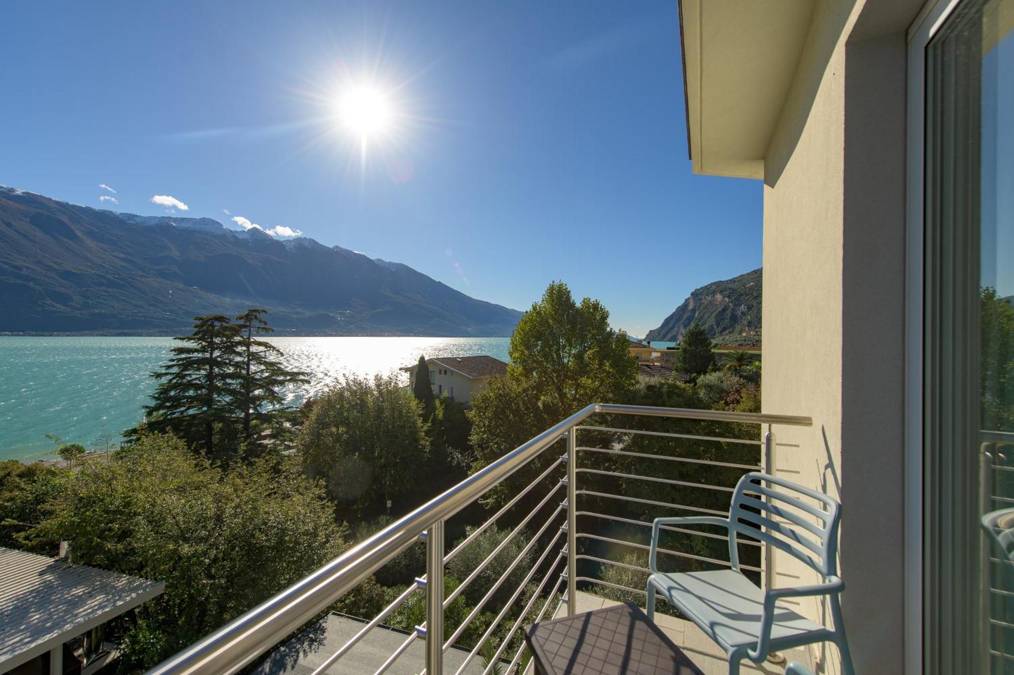 Hotel Sogno Del Benaco ลีโมเนซุลการ์ดา ภายนอก รูปภาพ