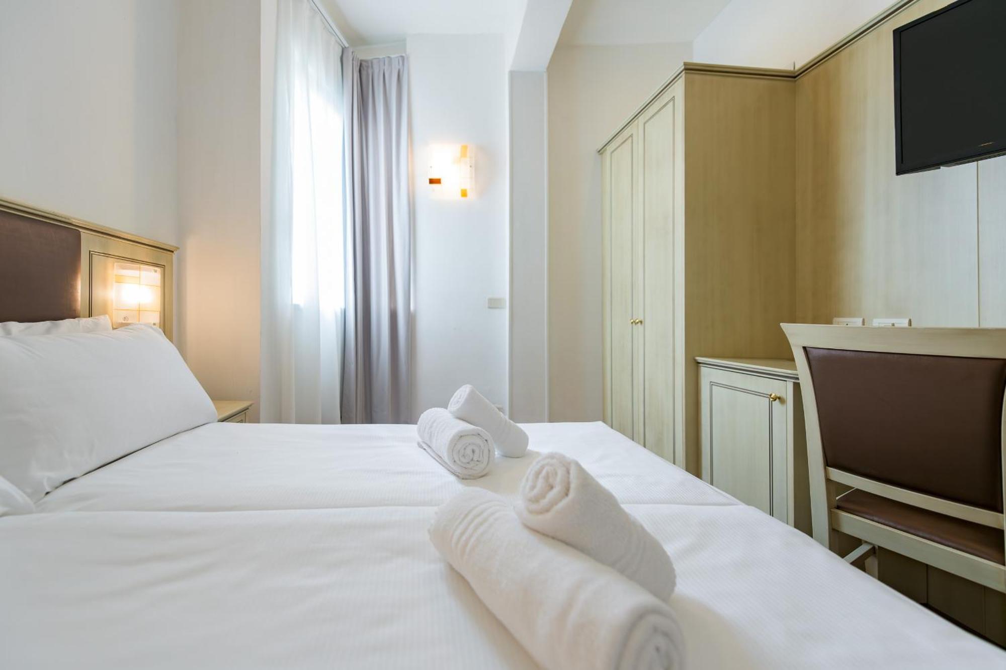 Hotel Sogno Del Benaco ลีโมเนซุลการ์ดา ห้อง รูปภาพ