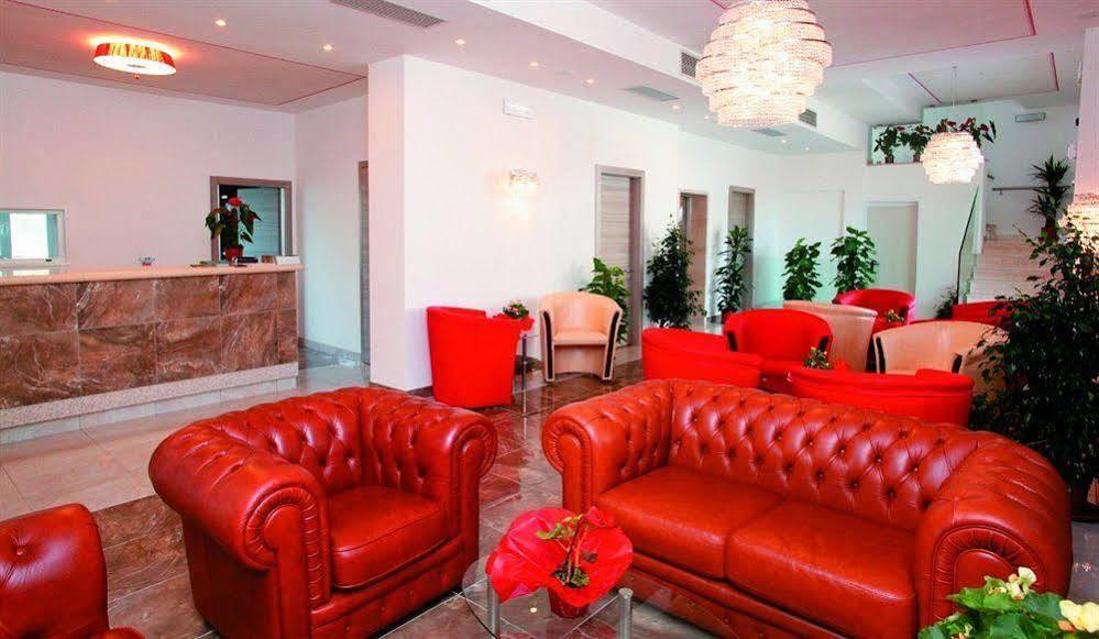 Hotel Sogno Del Benaco ลีโมเนซุลการ์ดา ภายนอก รูปภาพ