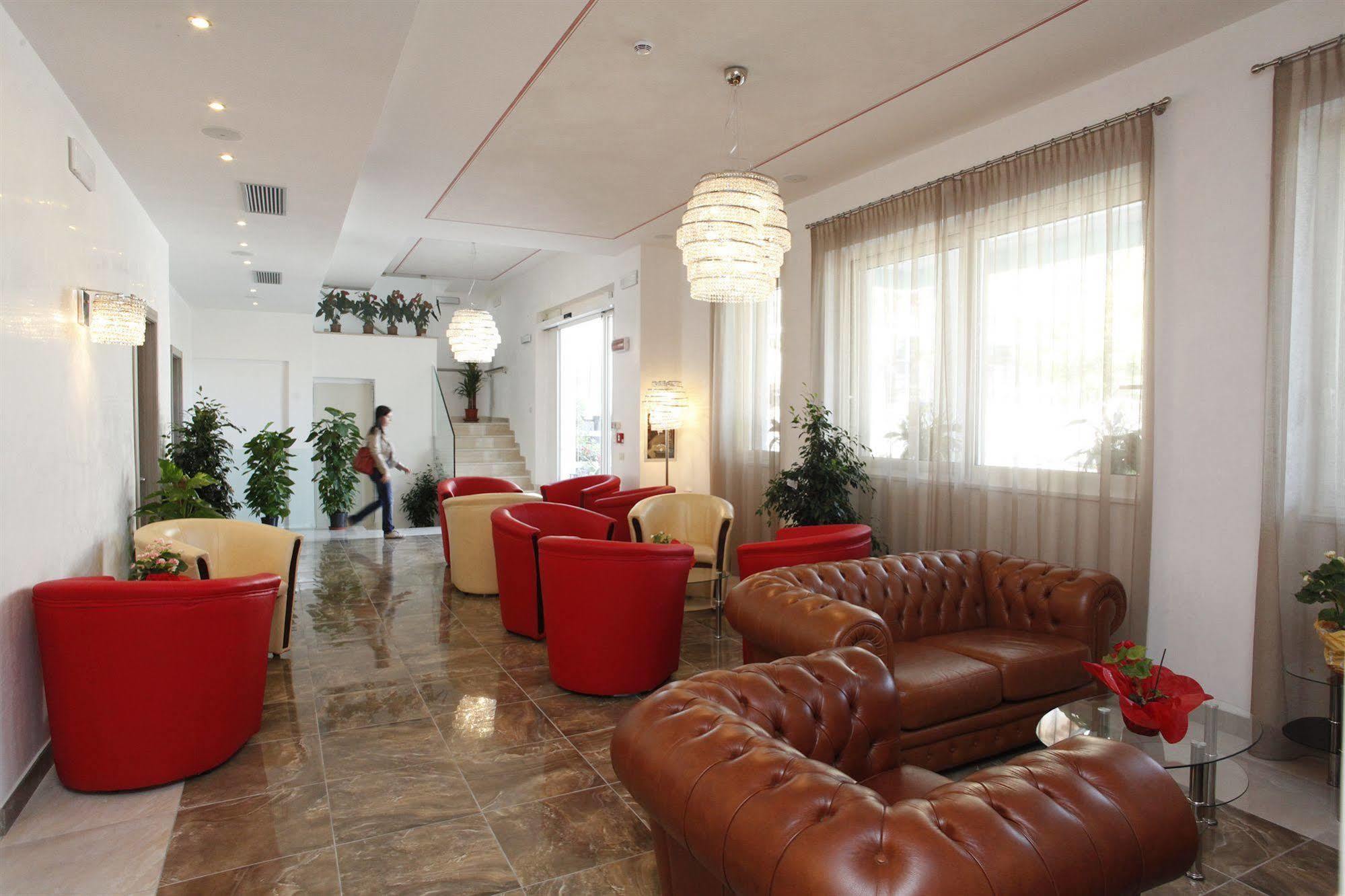 Hotel Sogno Del Benaco ลีโมเนซุลการ์ดา ภายนอก รูปภาพ